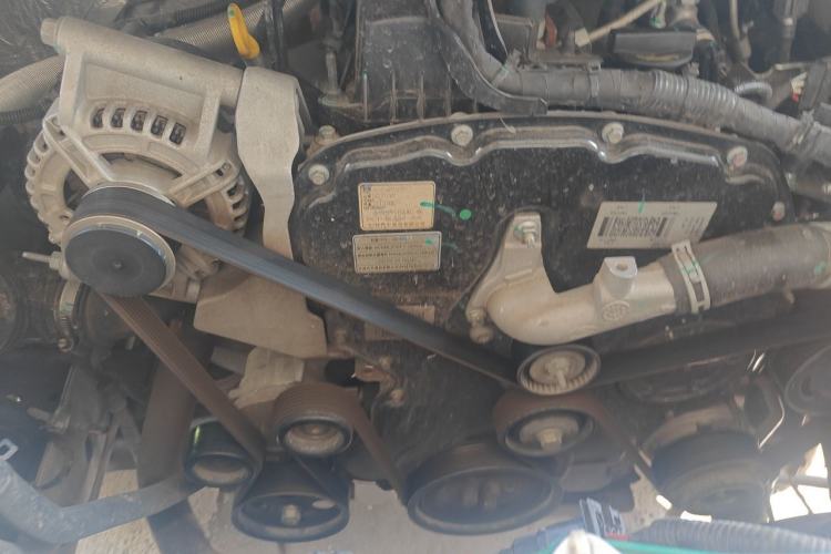 Used JMC Fushun  Engine Bay