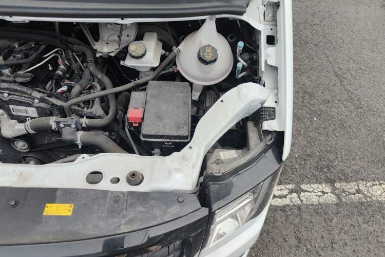 Used JMC Fushun  Engine Bay Left