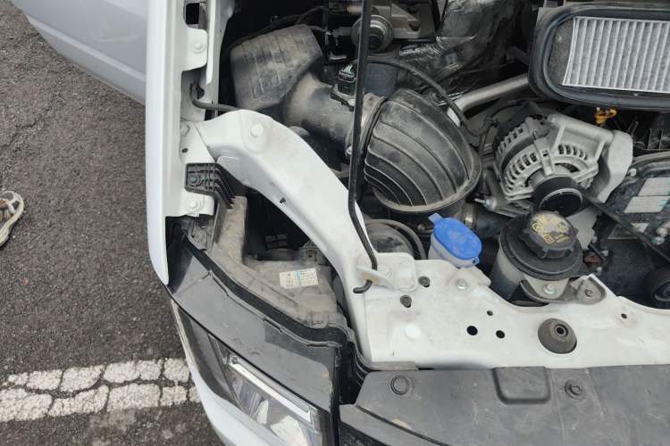 Used JMC Fushun  Engine Bay Right