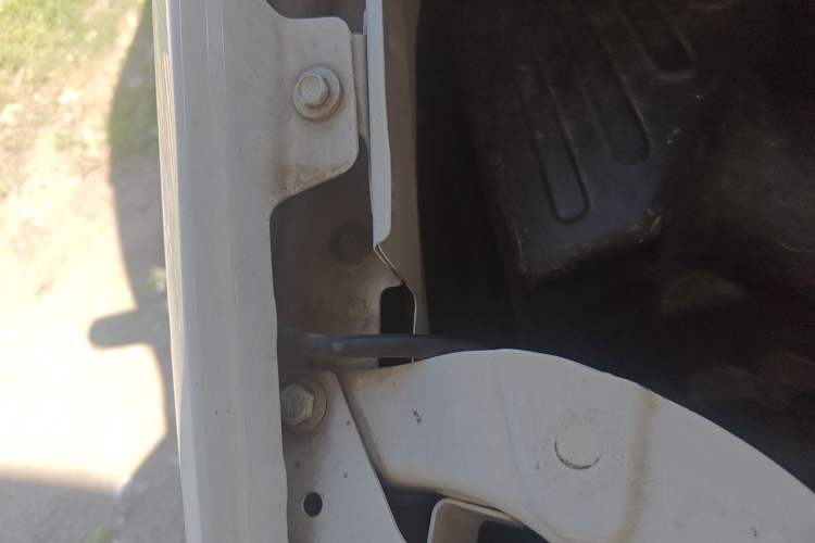 Used JMC Fushun  Engine Bay Right