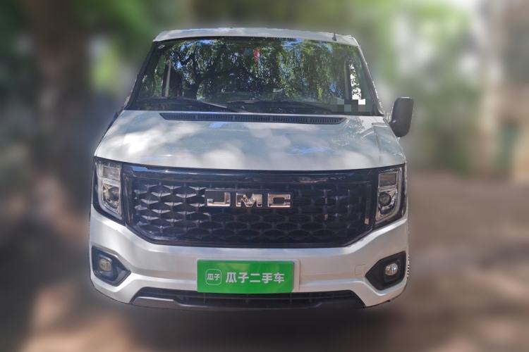 Used JMC Fushun 2024 2.0T Manual Diesel Short-Wheelbase Low-Roof Commercial Multi-Purpose Passenger Vehicle 5 Seats (Double-Swing Tailgate) Front