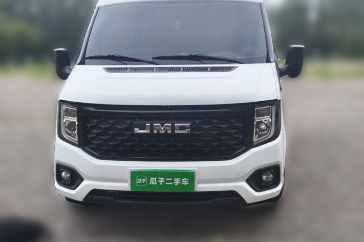 Used JMC Fushun 2024 2.0T Manual Diesel Short-Wheelbase Mid-Roof Commercial Utility MPV with 5 Seats Front