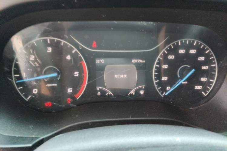 Used JMC Fushun 2024 2.0T Manual Diesel Short-Wheelbase Low-Roof Commercial Multi-Purpose Passenger Vehicle 5 Seats (Double-Swing Tailgate) Instrument Cluster
