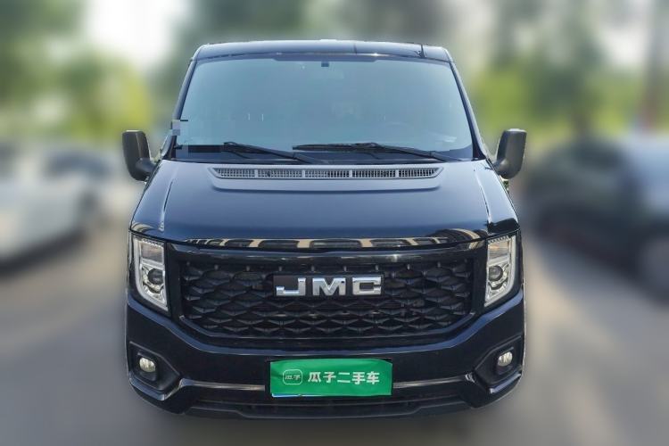 Used JMC Fushun 2025 2.0T 8AT Diesel Short-Wheelbase Low-Roof Commercial Multi-Purpose Passenger Vehicle with 5/6 Seats and Dual-Swing Tailgate Front