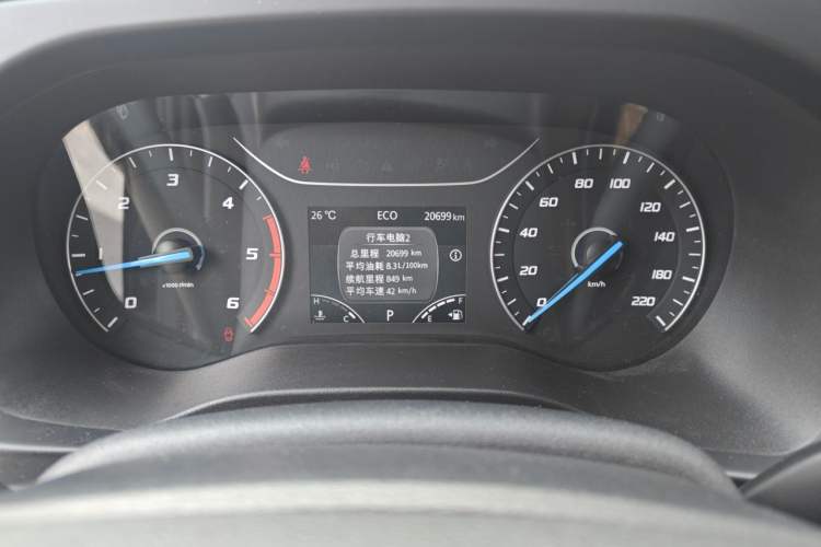 Used JMC Fushun 2025 2.0T 8AT Diesel Mid-Range Mid-Top Commercial Multi-Purpose 7-Seater Passenger Vehicle Instrument Cluster