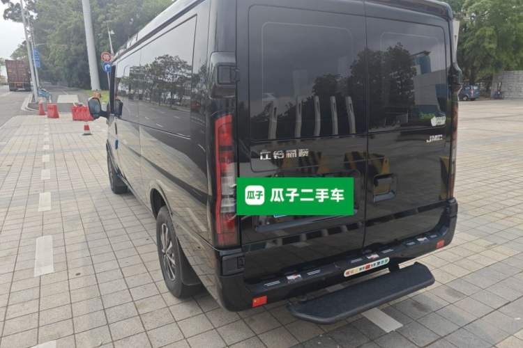 Used JMC Fushun 2025 2.0T 8AT Diesel Mid-Range Mid-Top Commercial Multi-Purpose 7-Seater Passenger Vehicle Rear Left 45 Deg