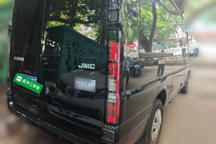 Used JMC Fushun 2025 2.0T 8AT Diesel Mid-Roof Mid-Height Business-Class 9-Seater (Non-Commercial) Rear Right 45 Deg