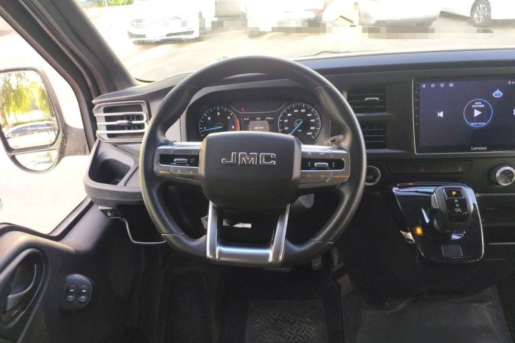 Used JMC Fushun 2025 2.0T 8AT Diesel Short-Wheelbase Low-Roof Commercial Multi-Purpose Passenger Vehicle with 5/6 Seats and Dual-Swing Tailgate Steering Wheel