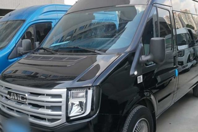 Used JMC Fushun 2025 2.0T 6MT Diesel Mid-Range Business-Class 9-Seater (Non-Commercial)