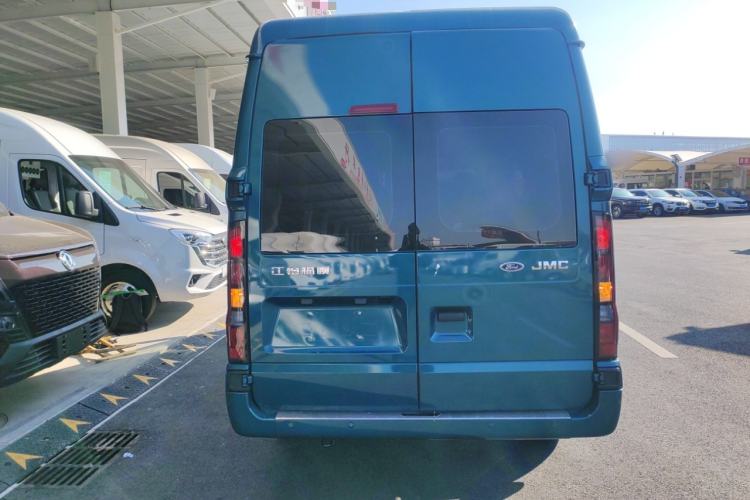 Used JMC Fushun 2025 2.0T 8AT Diesel Mid-Roof Mid-Height Commercial Multi-Purpose 7-Seater Passenger Vehicle Exterior 4