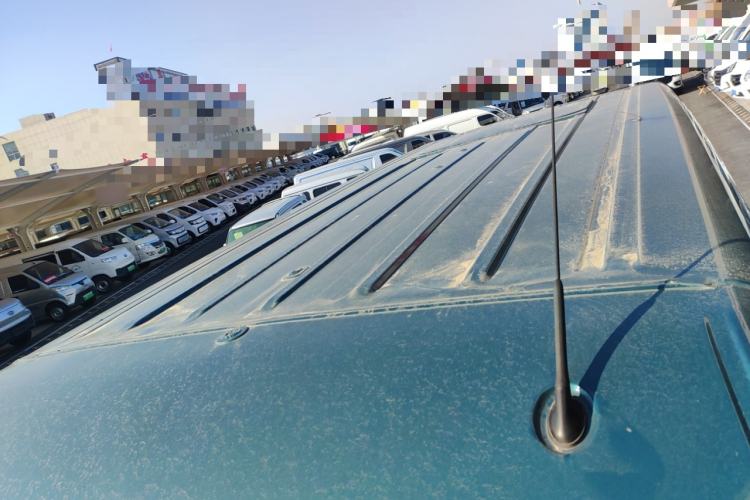 Used JMC Fushun 2025 2.0T 8AT Diesel Mid-Roof Mid-Height Commercial Multi-Purpose 7-Seater Passenger Vehicle Roof