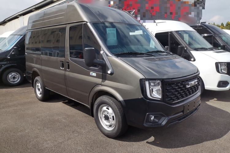 Used JMC Fushun 2025 2.0T 6MT Diesel Short-Wheelbase Mid-Height Commercial Multi-Purpose Passenger Vehicle 5/6 Seats Front Right 45 Deg