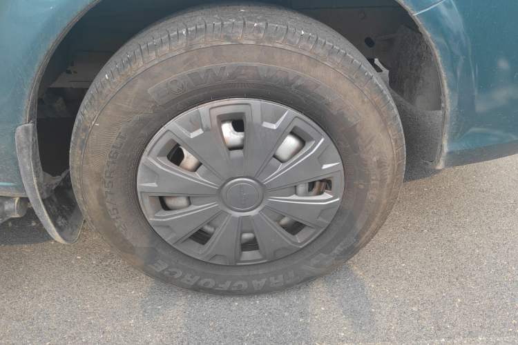 Used JMC Fushun  Right Front Wheel Hub