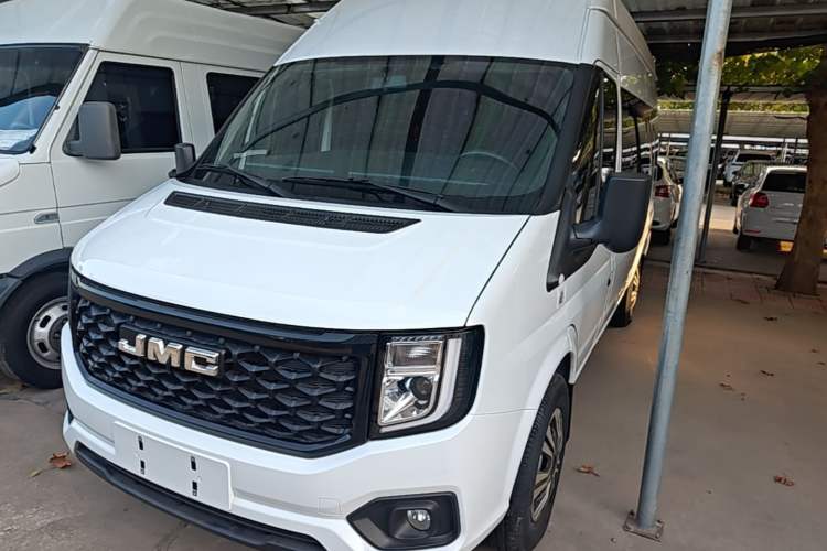 JMC Fushun 2025 2.0T 6MT Diesel Mid-Roof Mid-Height Commercial Multi-Purpose 7-Seater Passenger Vehicle
