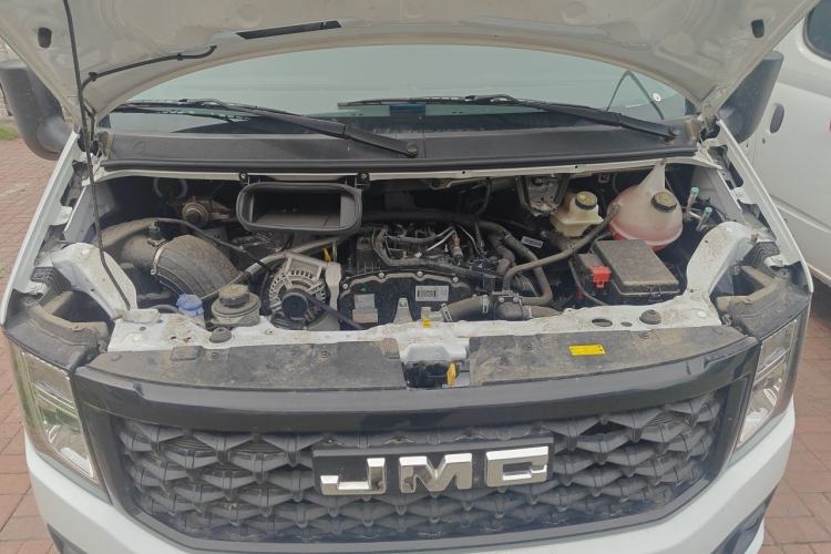 Used JMC Fushun  Engine Bay
