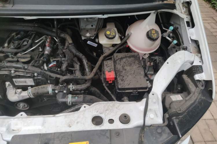 Used JMC Fushun  Engine Bay Left