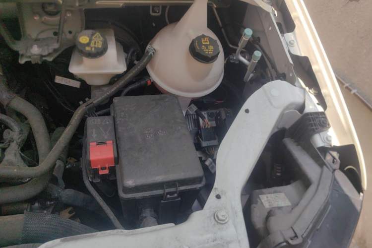 Used JMC Fushun  Engine Bay Left