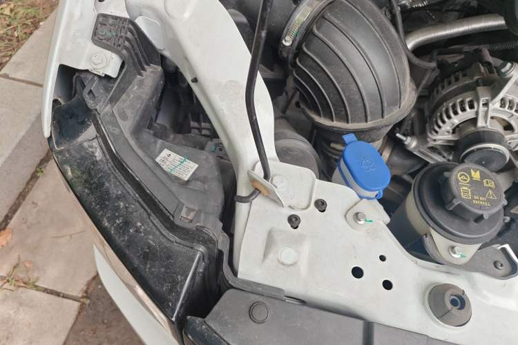 Used JMC Fushun  Engine Bay Right