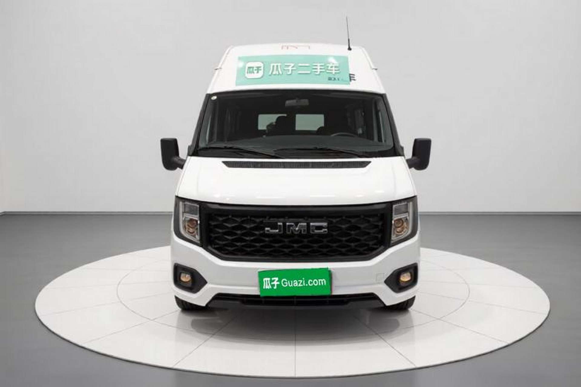 Used JMC Fushun 2025 2.0T 6MT Diesel Mid-Roof High-Arch Commercial Multi-Purpose 7-Seater Passenger Vehicle Exterior 1
