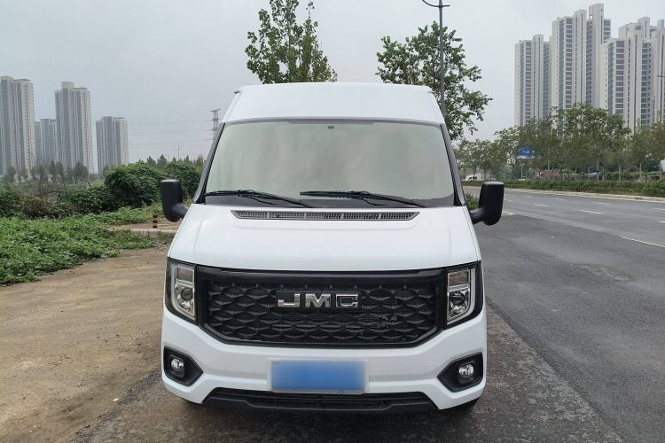 Used JMC Fushun 2025 2.0T 8AT Diesel Mid-Range Mid-Top Commercial Multi-Purpose 7-Seater Passenger Vehicle Exterior 1