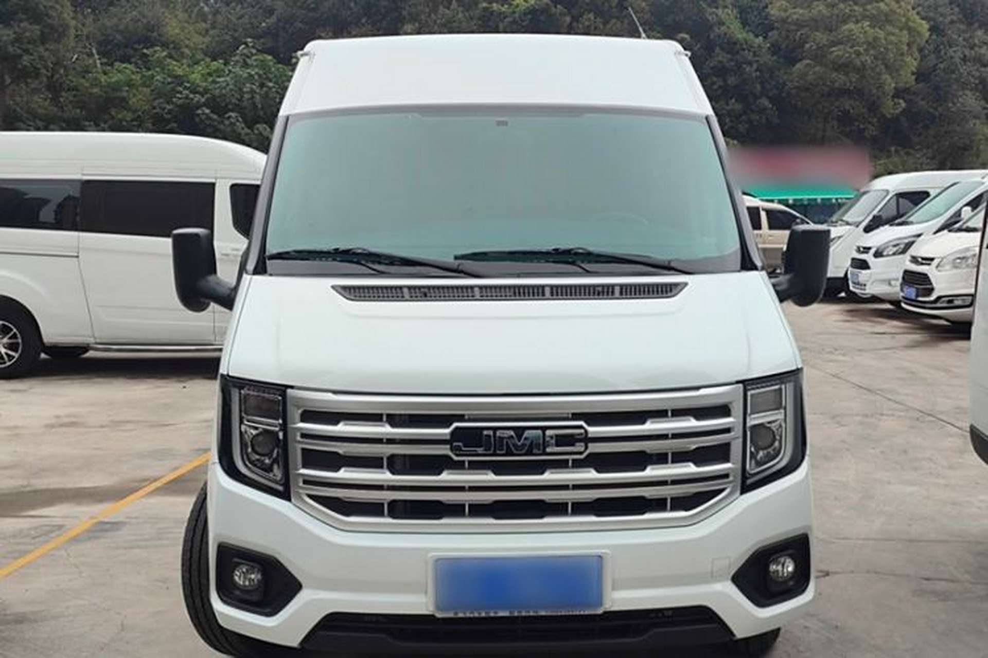Used JMC Fushun 2025 2.0T 6MT Diesel Mid-Range Business-Class 9-Seater (Non-Commercial) Exterior 1