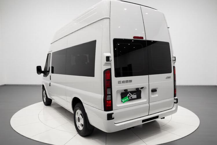 Used JMC Fushun 2025 2.0T 6MT Diesel Mid-Roof High-Arch Commercial Multi-Purpose 7-Seater Passenger Vehicle Exterior 3