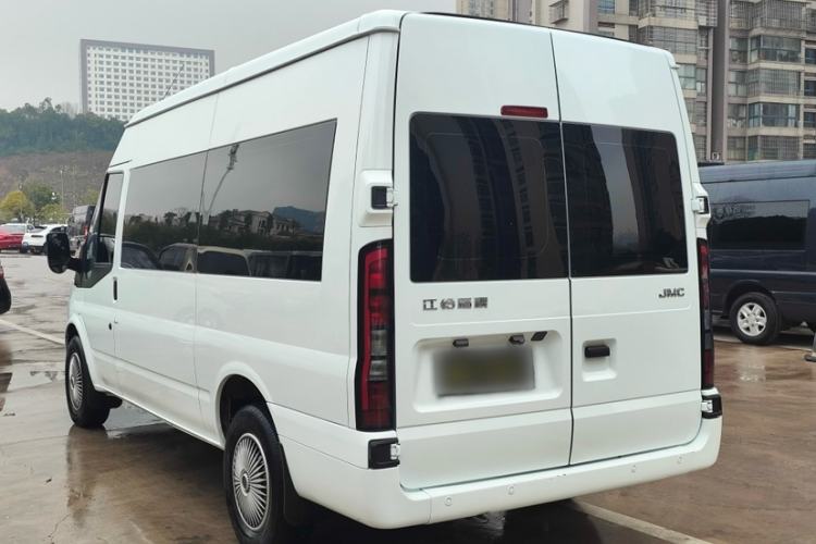 Used JMC Fushun 2025 2.0T 6MT Diesel Mid-Range Business-Class 9-Seater (Non-Commercial) Exterior 3