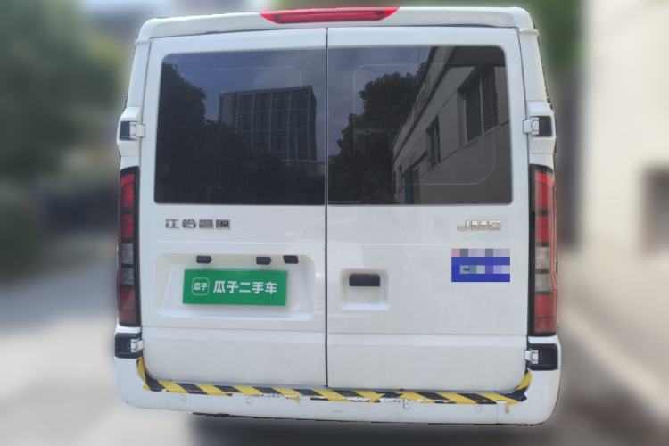 Used JMC Fushun 2025 2.0T 6MT Diesel Short-Wheelbase Low-Roof Commercial Multi-Purpose Passenger Vehicle with 5/6 Seats and Twin-Swing Tailgate Exterior 4