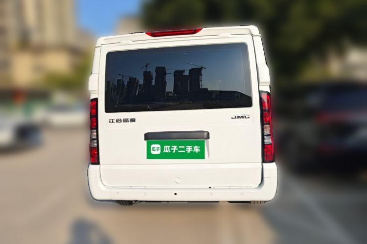 Used JMC Fushun 2025 2.0T 8AT Diesel Short-Wheelbase Low-Roof Commercial Multi-Purpose Passenger Vehicle with 5/6 Seats and Liftgate Tailgate Exterior 4