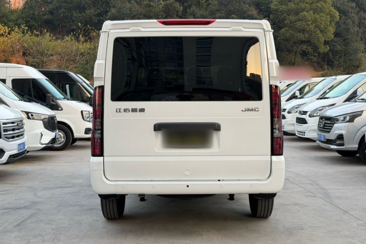 Used JMC Fushun 2025 2.0T 6MT Diesel Short-Wheelbase Low-Roof Commercial Multi-Purpose Passenger Vehicle with 5/6 Seats and Lift-Up Tailgate Exterior 4