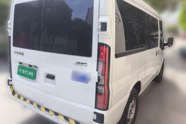 Used JMC Fushun 2025 2.0T 6MT Diesel Short-Wheelbase Low-Roof Commercial Multi-Purpose Passenger Vehicle with 5/6 Seats and Twin-Swing Tailgate Exterior 5