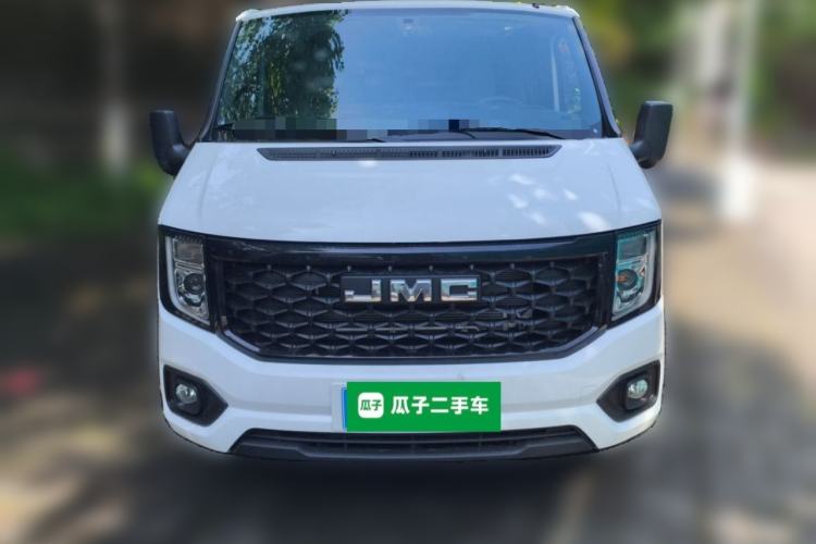 Used JMC Fushun 2025 2.0T 8AT Diesel Mid-Range Ultra-Low Commercial Multi-Purpose Passenger Vehicle with 5/6 Seats Front