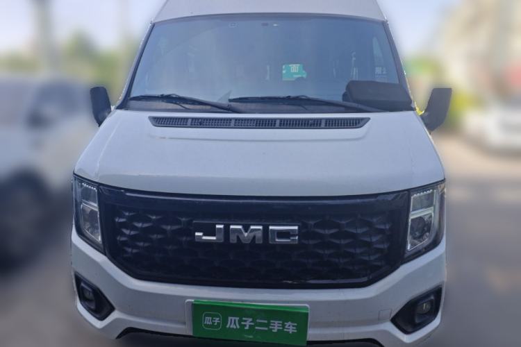 Used JMC Fushun 2025 2.0T 8AT Diesel Short Wheelbase Mid-Height Commercial Multi-Purpose Passenger Vehicle with 5/6 Seats Front