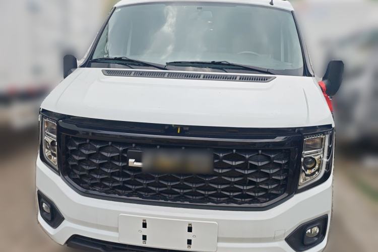 Used JMC Fushun 2025 2.0T 6MT Diesel Short-Wheelbase Low-Roof Commercial Multi-Purpose Passenger Vehicle with 5/6 Seats and Twin-Swing Tailgate Front