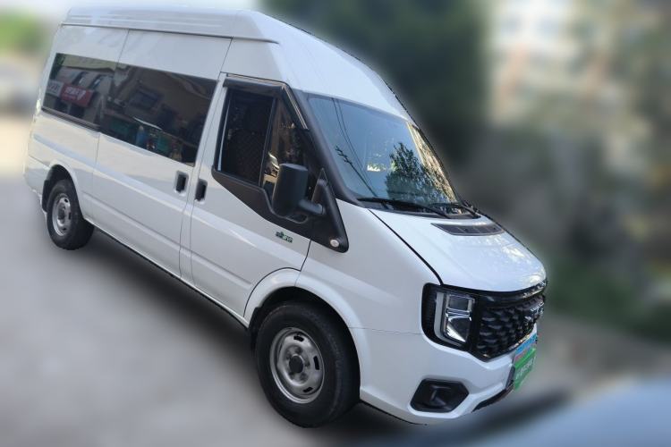 Used JMC Fushun 2025 2.0T 6MT Diesel Mid-Drive Mid-Roof Commercial Multi-Purpose Passenger Vehicle 5/6 Seats Front Right 45 Deg