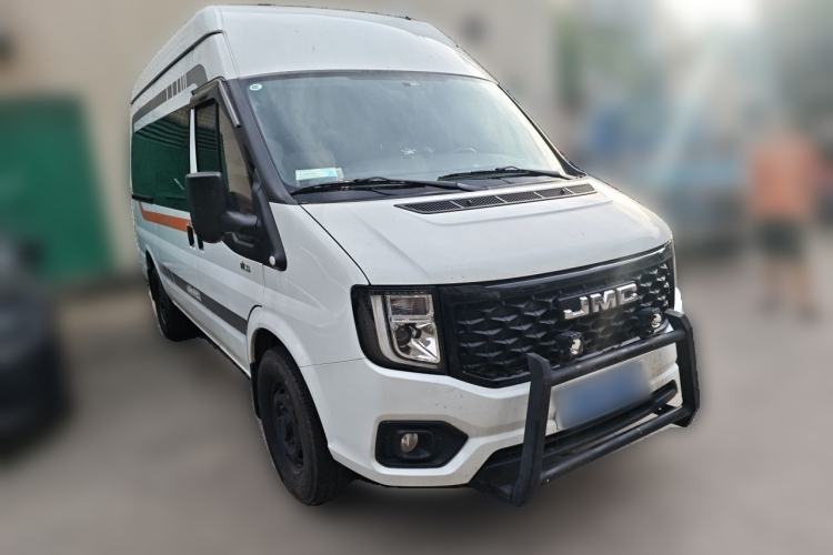 Used JMC Fushun 2025 2.0T 6MT Diesel Mid-Roof Mid-Height Commercial Multi-Purpose 7-Seater Passenger Vehicle Front Right 45 Deg