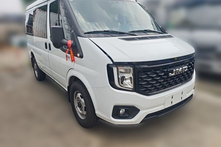 Used JMC Fushun 2025 2.0T 6MT Diesel Short-Wheelbase Low-Roof Commercial Multi-Purpose Passenger Vehicle with 5/6 Seats and Twin-Swing Tailgate Front Right 45 Deg