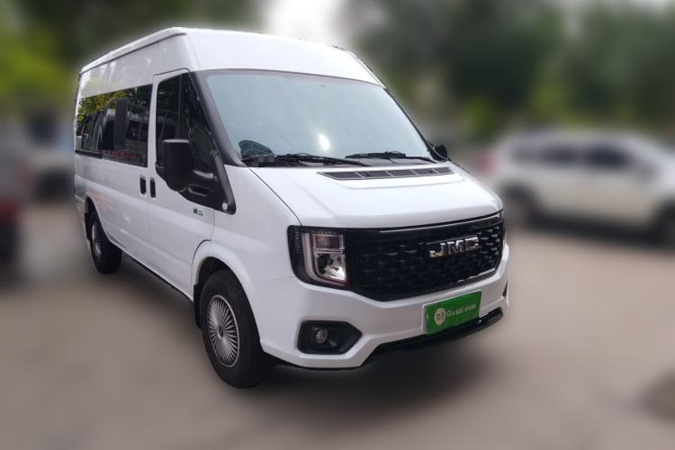 Used JMC Fushun 2025 2.0T 8AT Diesel Mid-Range Mid-Top Commercial Multi-Purpose Passenger Vehicle with 5/6 Seats Front Right 45 Deg