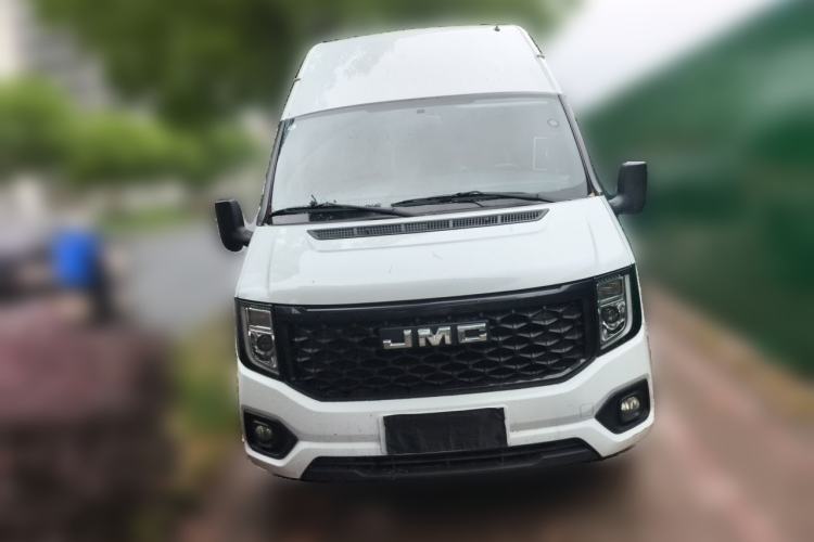 Used JMC Fushun 2025 2.0T 6MT Diesel Mid-Roof High-Arch Commercial Multi-Purpose 7-Seater Passenger Vehicle Front