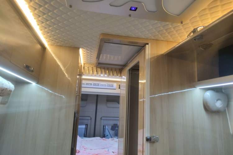 Used JMC Fushun  Headliner