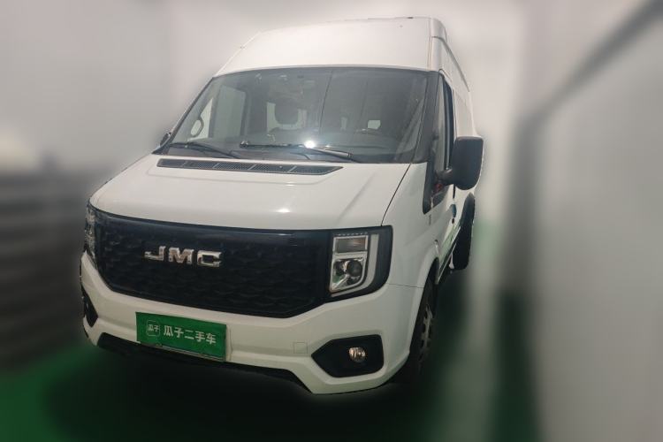 JMC Fushun JMC Fushun 2025, 2.0T diesel, manual transmission, 7 seats, mid-axle with dual rear tires.