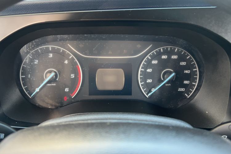 Used JMC Fushun 2025 2.0T 6MT Diesel Mid-Range Business-Class 9-Seater (Non-Commercial) Instrument Cluster