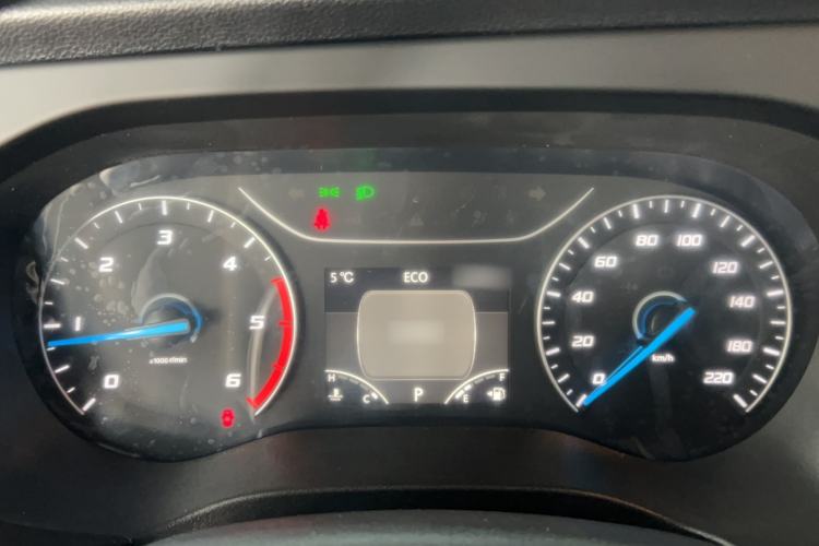 Used JMC Fushun 2025 2.0T 8AT Diesel Mid-Roof Mid-Height Commercial Multi-Purpose 7-Seater Passenger Vehicle Instrument Cluster