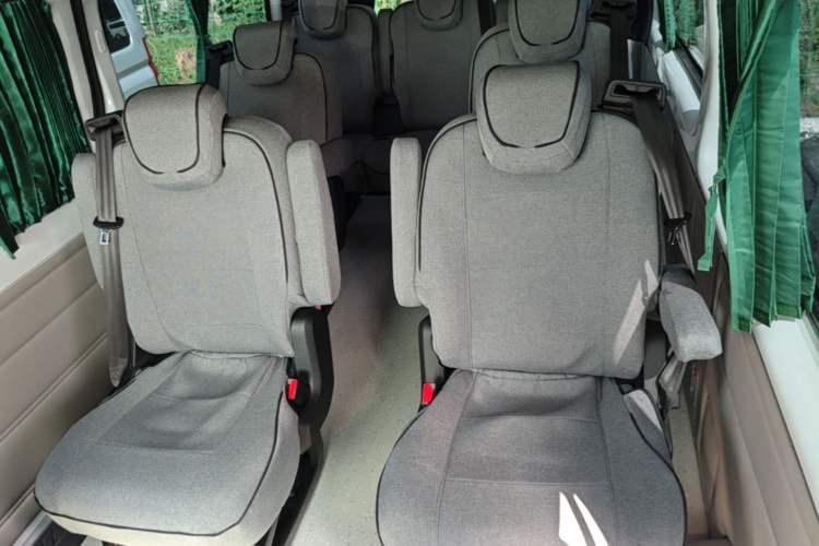 Used JMC Fushun 2025 2.0T 8AT Diesel Mid-Range Mid-Height Business-Class 9-Seater (Non-Commercial) Left Rear Seat