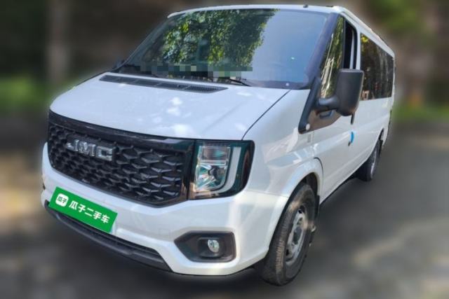 Used JMC Fushun 2025 2.0T 8AT Diesel Mid-Range Ultra-Low Commercial Multi-Purpose Passenger Vehicle with 5/6 Seats