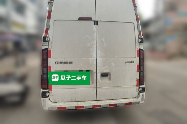 Used JMC Fushun 2025 2.0T 6MT Diesel Long-Wheelbase High-Roof Commercial Van – 2/3 Seats Rear