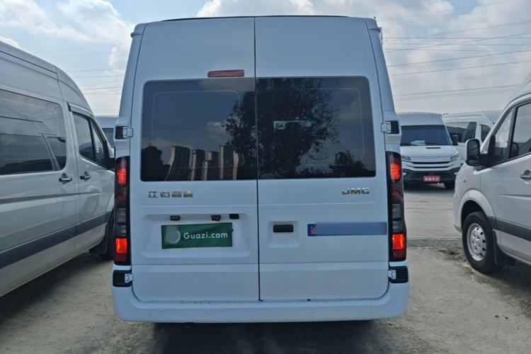 Used JMC Fushun 2025 2.0T 8AT Diesel Mid-Range Mid-Height Business-Class 9-Seater (Non-Commercial) Rear