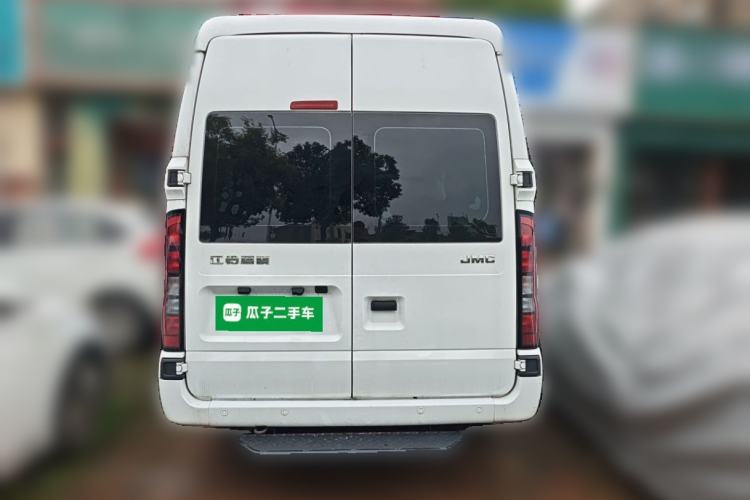 Used JMC Fushun 2025 2.0T 6MT Diesel Mid-Roof Mid-Height Commercial Multi-Purpose 7-Seater Passenger Vehicle Rear