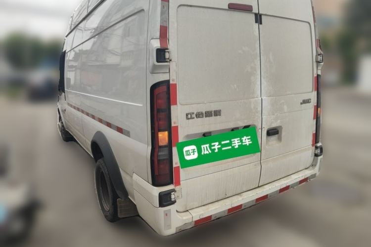 Used JMC Fushun 2025 2.0T 6MT Diesel Long-Wheelbase High-Roof Commercial Van – 2/3 Seats Rear Left 45 Deg