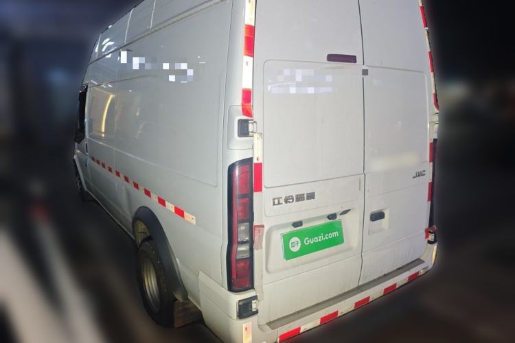 Used JMC Fushun 2025 2.0T 6MT Diesel Long-Wheelbase High-Roof Commercial Van – 2/3 Seats Rear Left 45 Deg